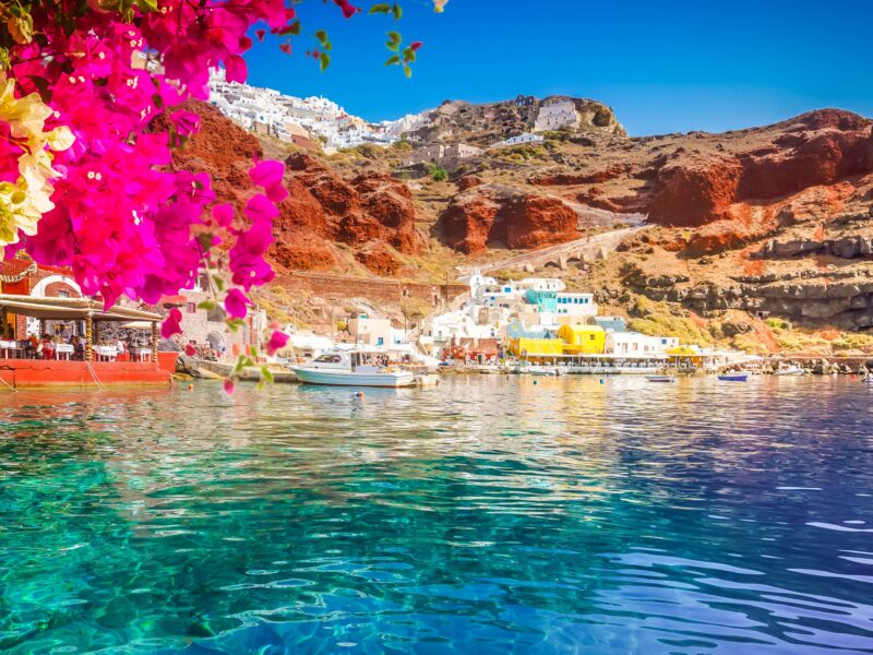 Amoudi,Bay,,Port,Of,Oia,,Santorini,Greece,At,Sunny,Summer