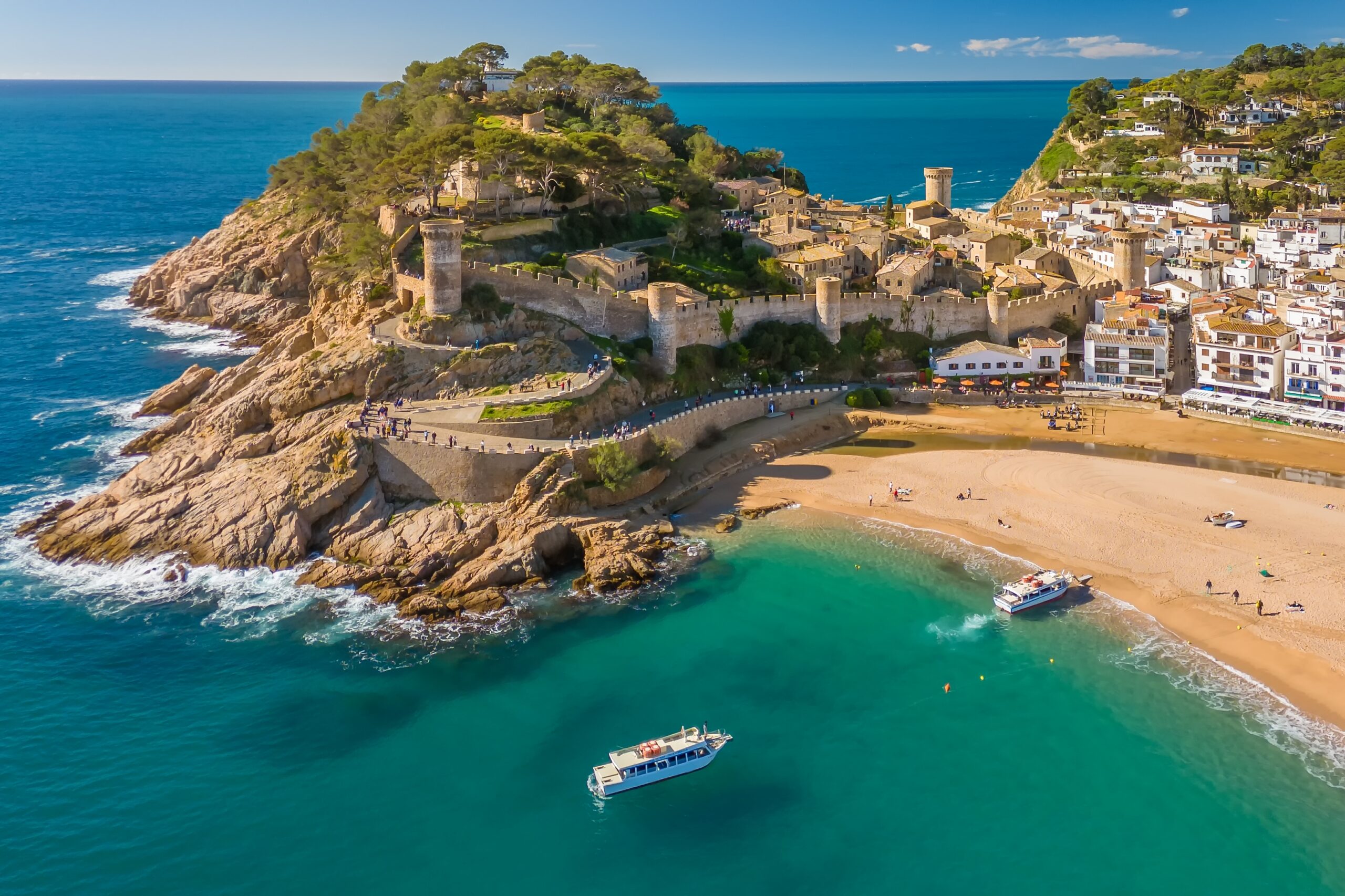 Tossa,De,Mar,Town,On,Costa,Brava,Mediterranean,Coast,In
